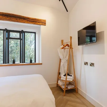 The Nook Great Ayton A Luxurious Bungalow With Hot Tub And On Site Bistro * Great Ayton